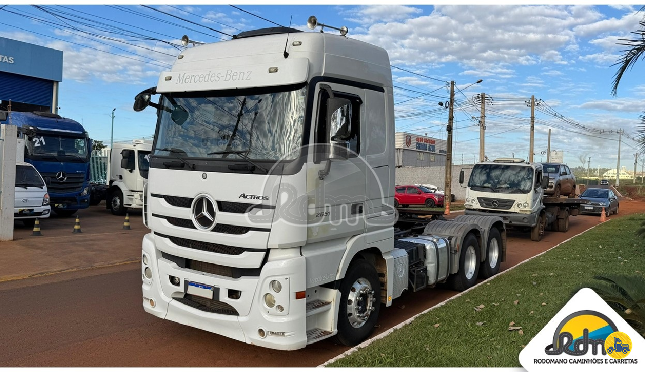 CAMINHAO MERCEDES-BENZ MB 2651 Cavalo Mecânico Cavalo 6x4 Rodomano Caminhões e Carretas RIO VERDE GOIAS GO